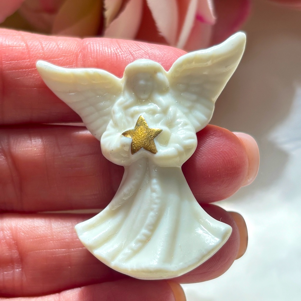 Lenox White Angel Brooch With Gold Star 25$